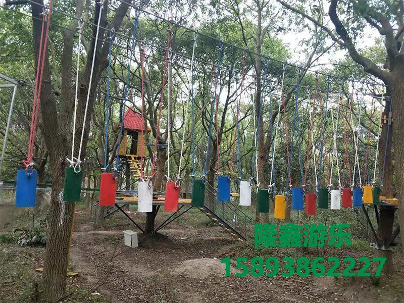 彩色吊樁