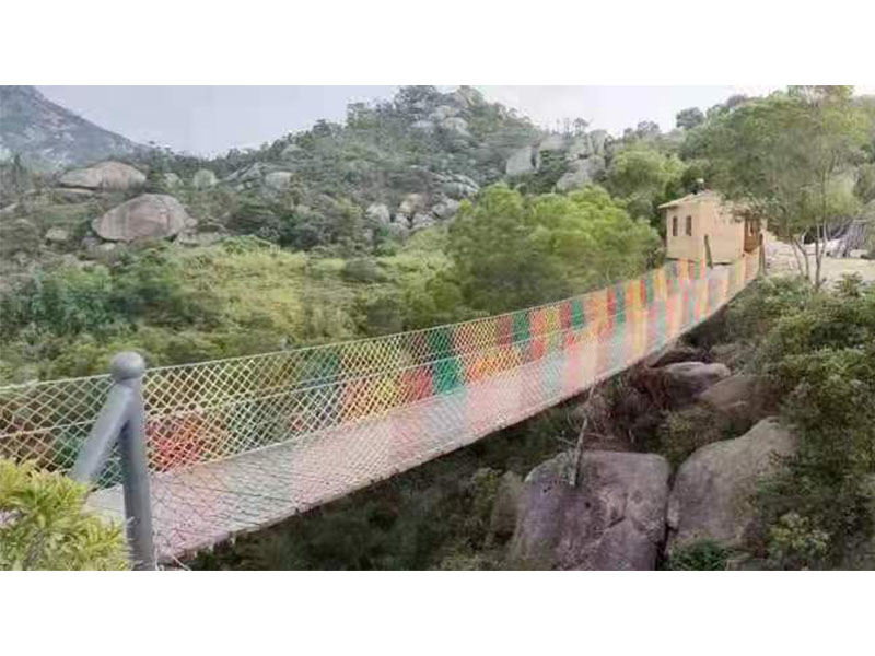 木質(zhì)吊橋